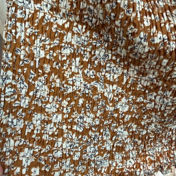 NWT boutique Smocked Floral Cami Tank Top in Mustard size 3x spring summer - Picture 4 of 6